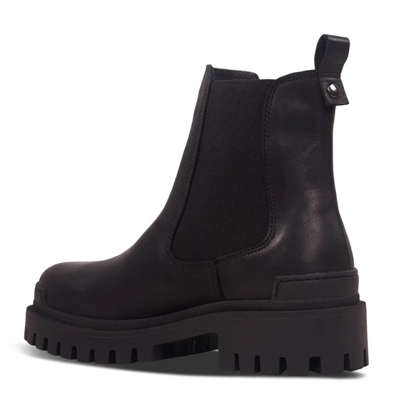 Floyd Penelope Chelsea Boot in Black - Picture 2 of 3